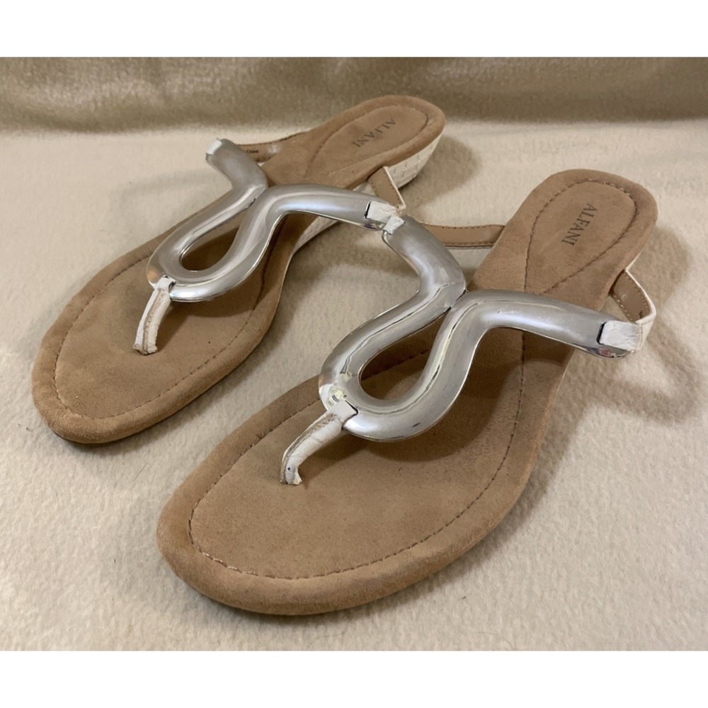ALFANI Farynn Silver Open Toe Synthetic Wedge Thong Flip Flop Sandal Women 9